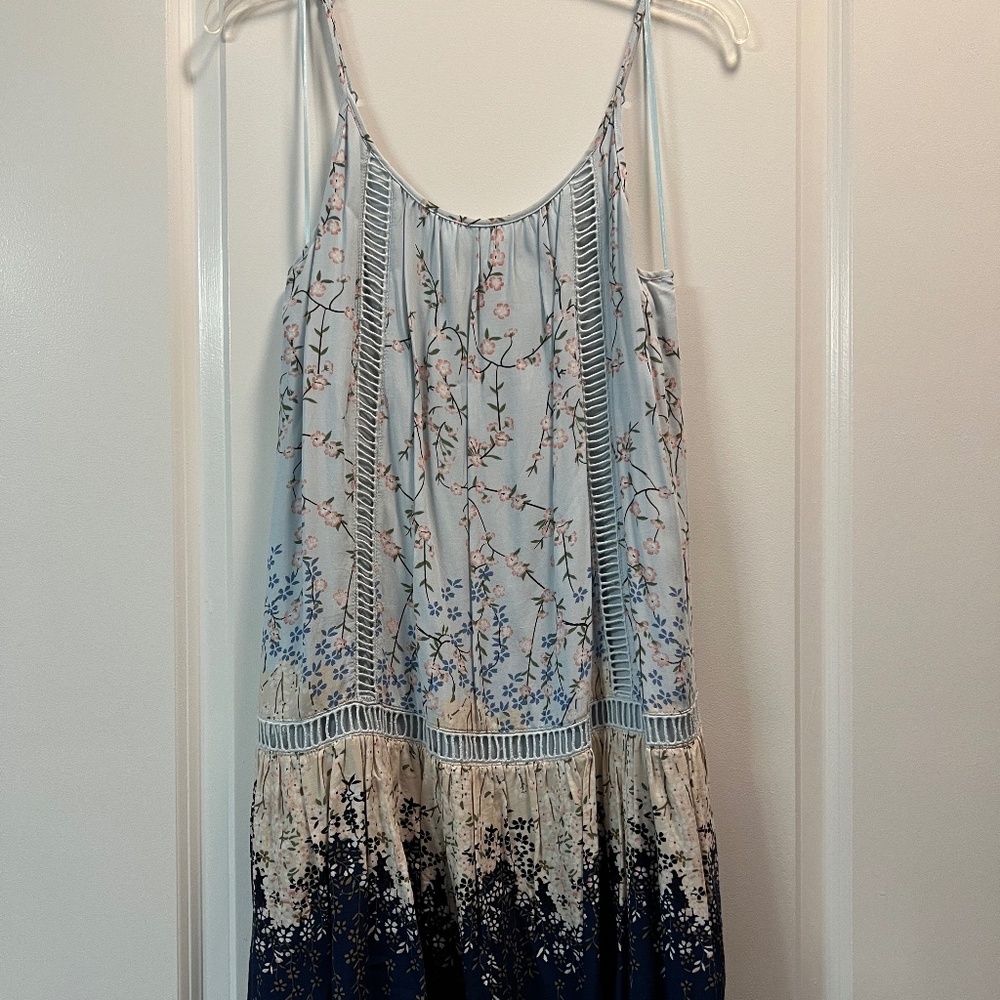 Soft Blue floral dress, casual - Size L